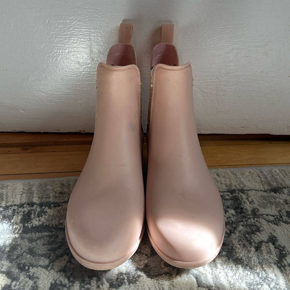 Jack Rogers Chelsea boot size 8